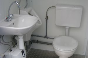 5' WC-Container / Innenausstattung mit Urinal - h+s container GmbH