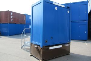 8' WC-Container mit Fäkalientank und Treppen / Rückansicht - h+s container GmbH